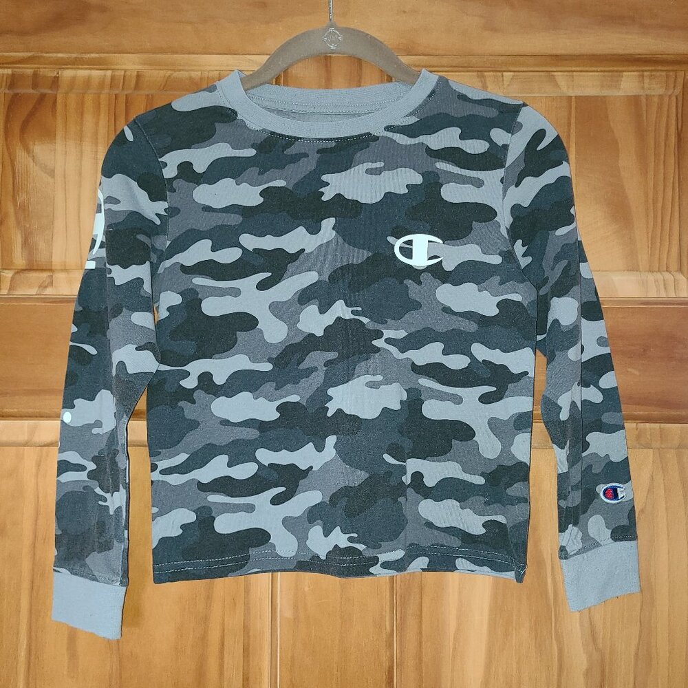 5/$30 Boys Champion Camouflaged Long Sleeve Shirt
